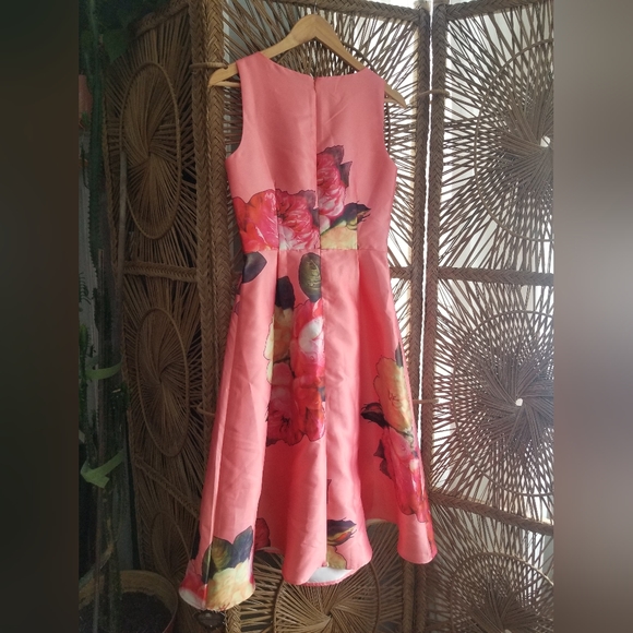 Coral Dress from BOUTIQUE 1861 - Picture 2 of 9